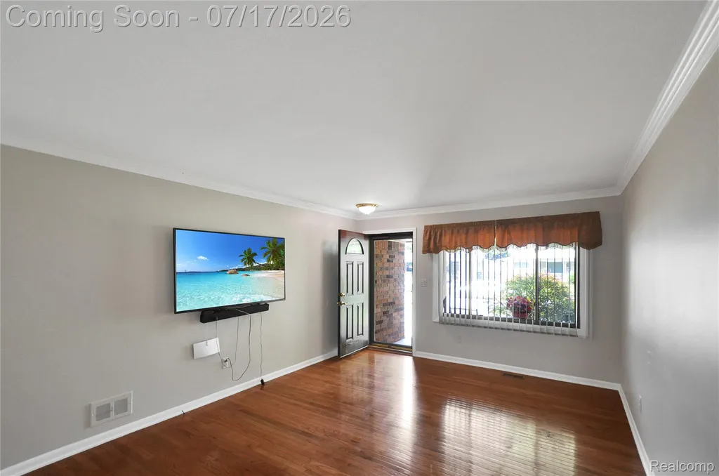3634 Tracy Drive Sterling Heights City MI 48310