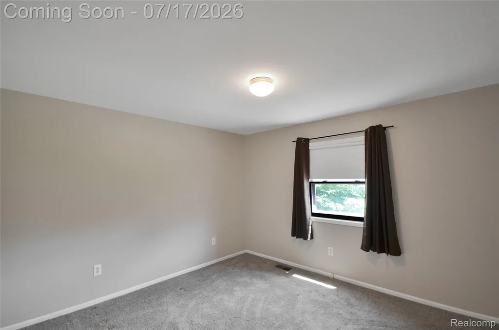 3634 Tracy Drive Sterling Heights City MI 48310