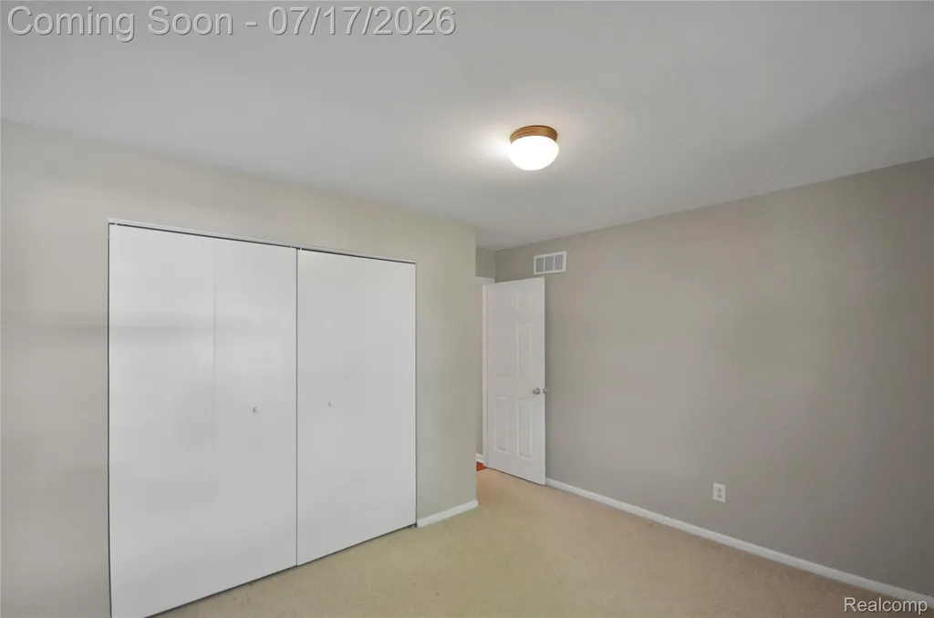 3634 Tracy Drive Sterling Heights City MI 48310