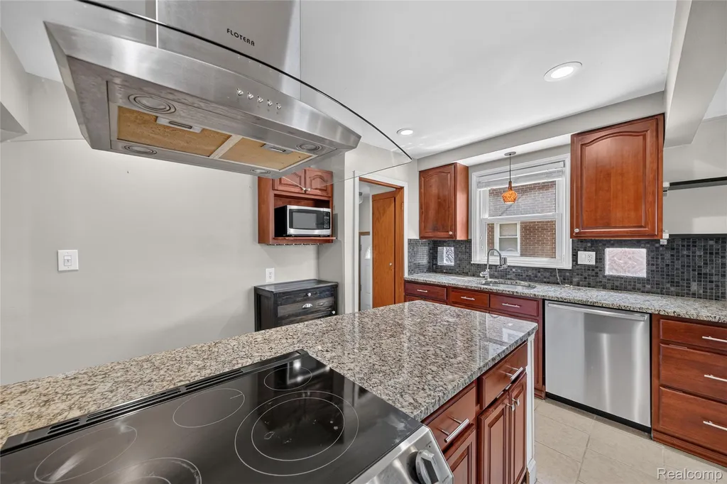 1470 Moran Avenue Lincoln Park City MI 48146
