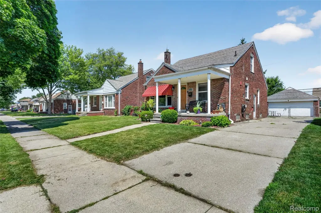 1470 Moran Avenue Lincoln Park City MI 48146