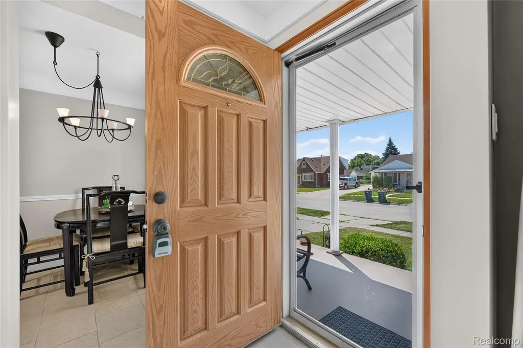 1470 Moran Avenue Lincoln Park City MI 48146