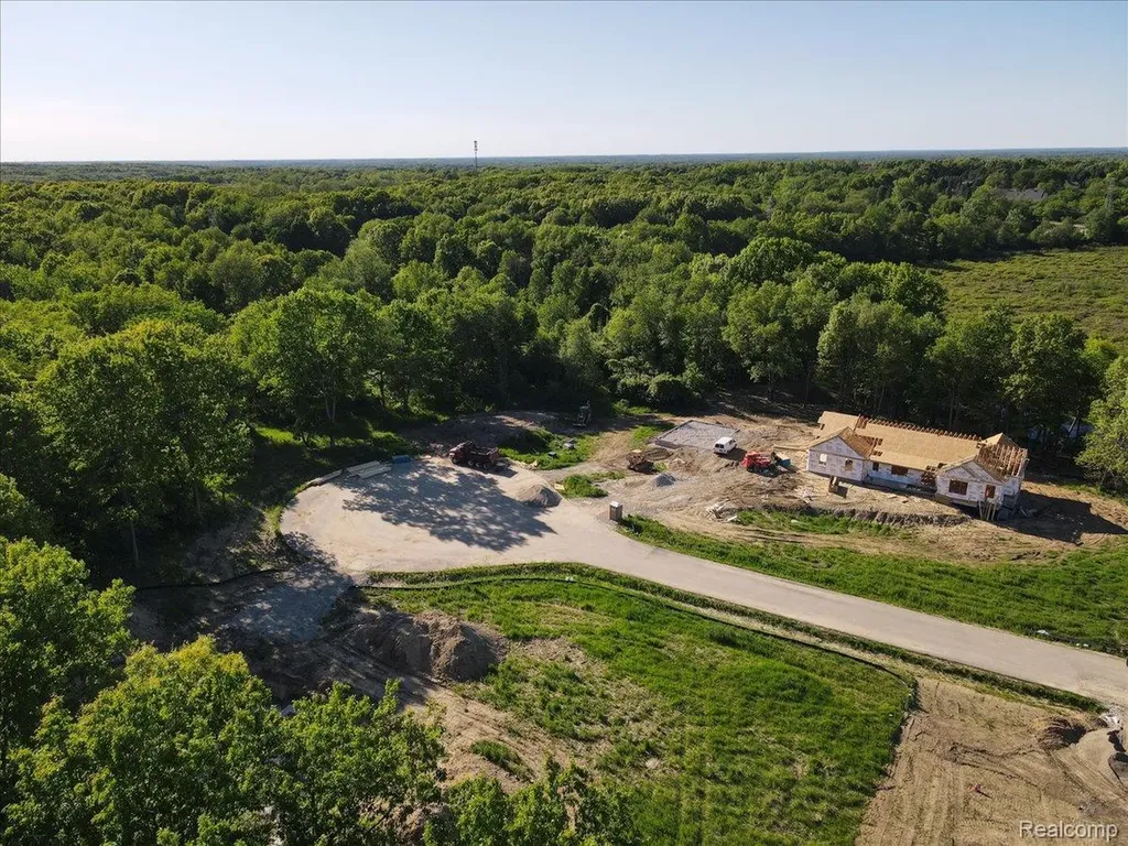 5000 Metamora Ridge Metamora Township MI 48455