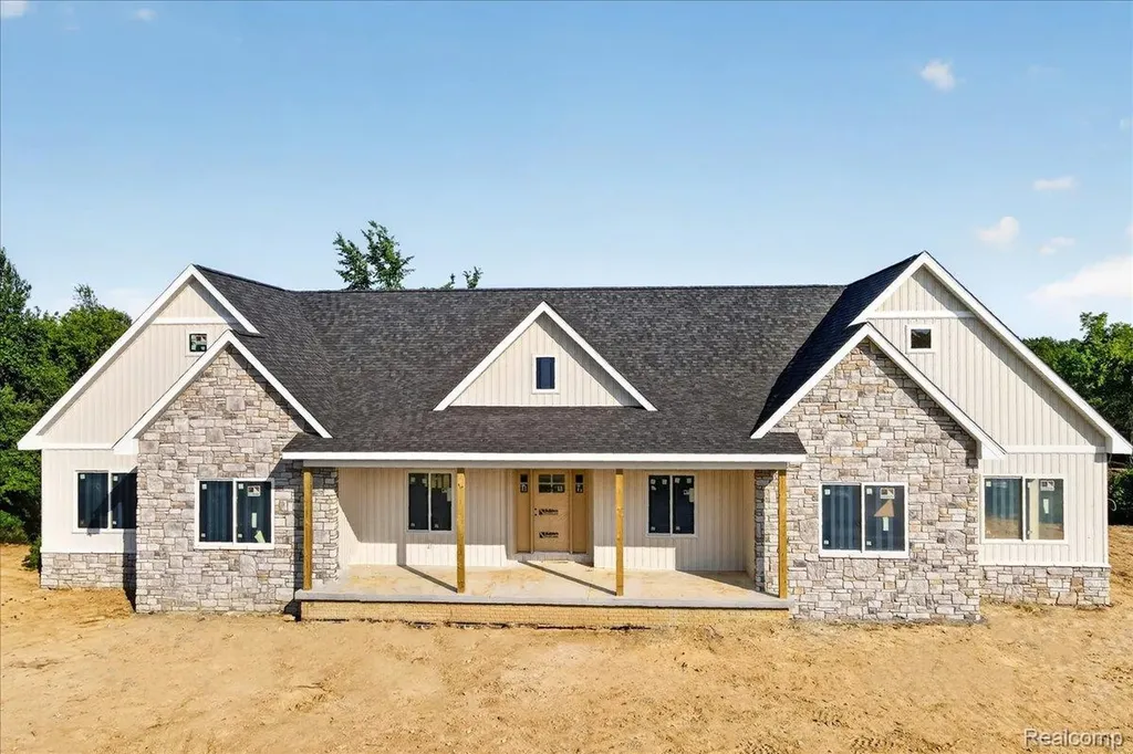 5000 Metamora Ridge Metamora Township MI 48455