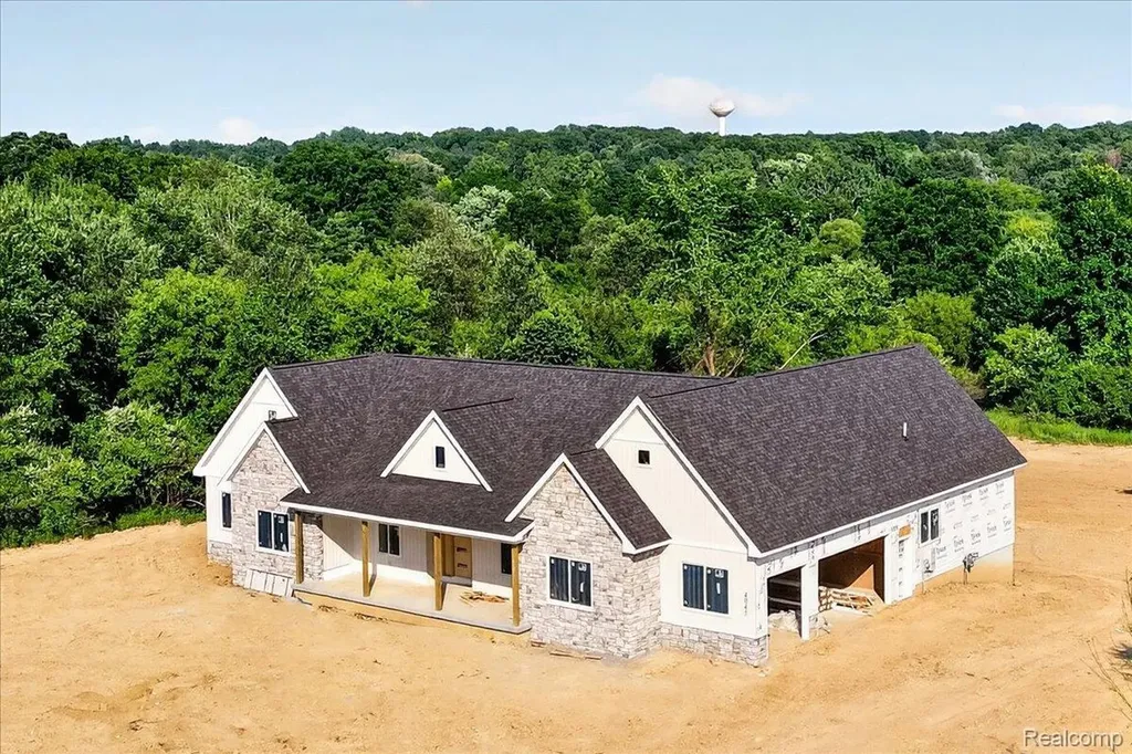 5000 Metamora Ridge Metamora Township MI 48455