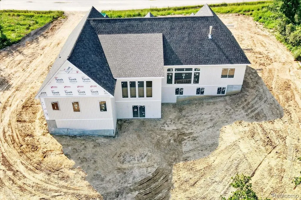 5000 Metamora Ridge Metamora Township MI 48455