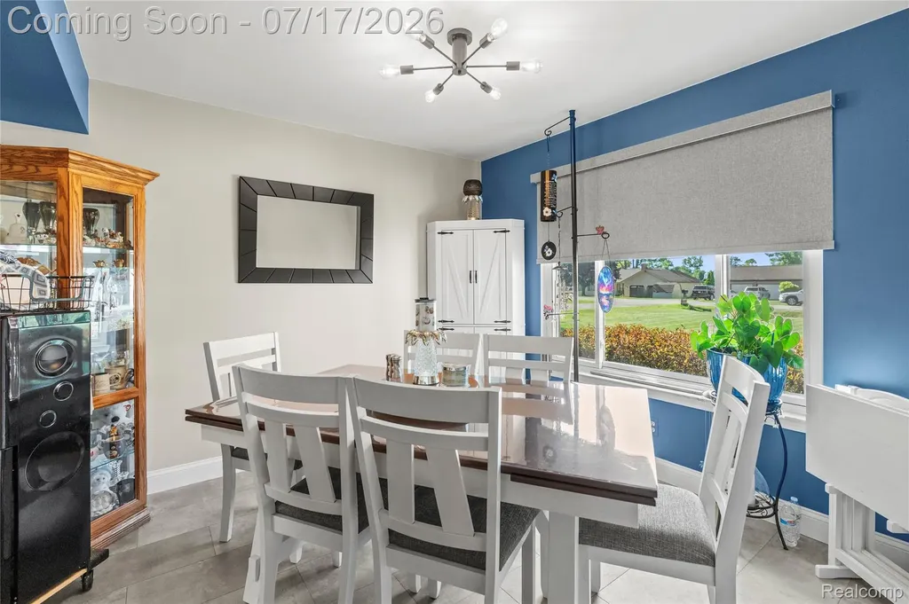 5035 Island View Drive Fenton Charter Township MI 48451