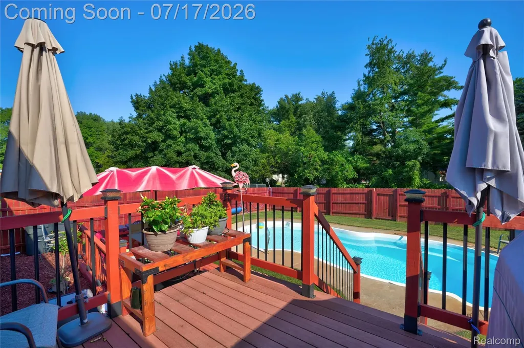 5035 Island View Drive Fenton Charter Township MI 48451