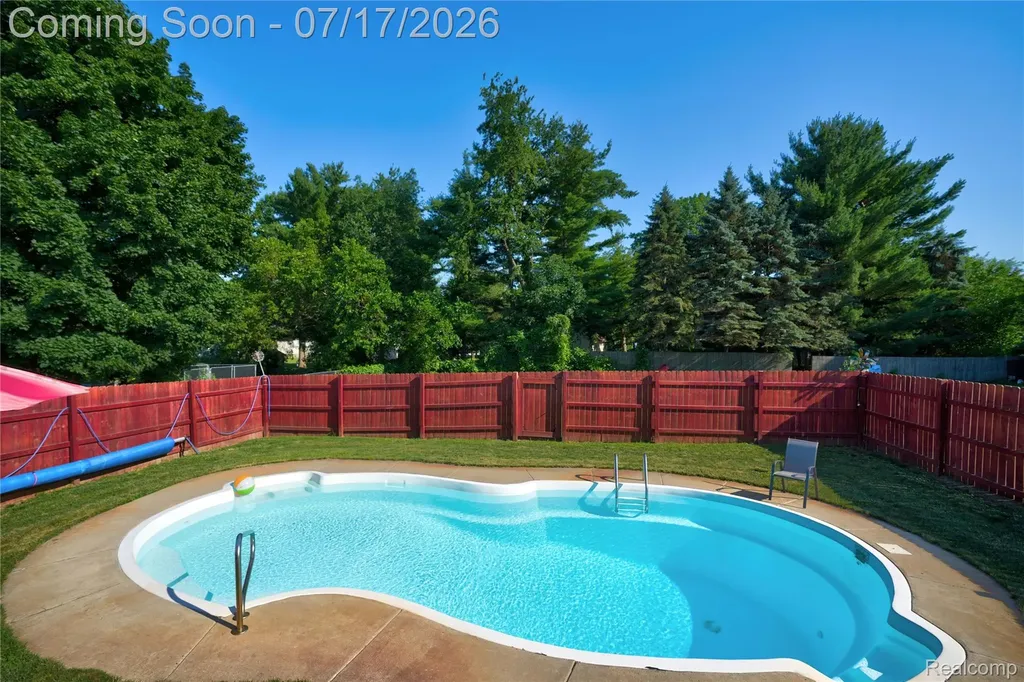 5035 Island View Drive Fenton Charter Township MI 48451