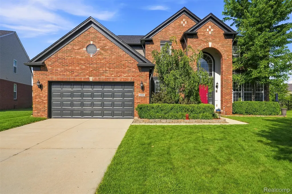 49894 Bloomsbury Lane Macomb Township MI 48044