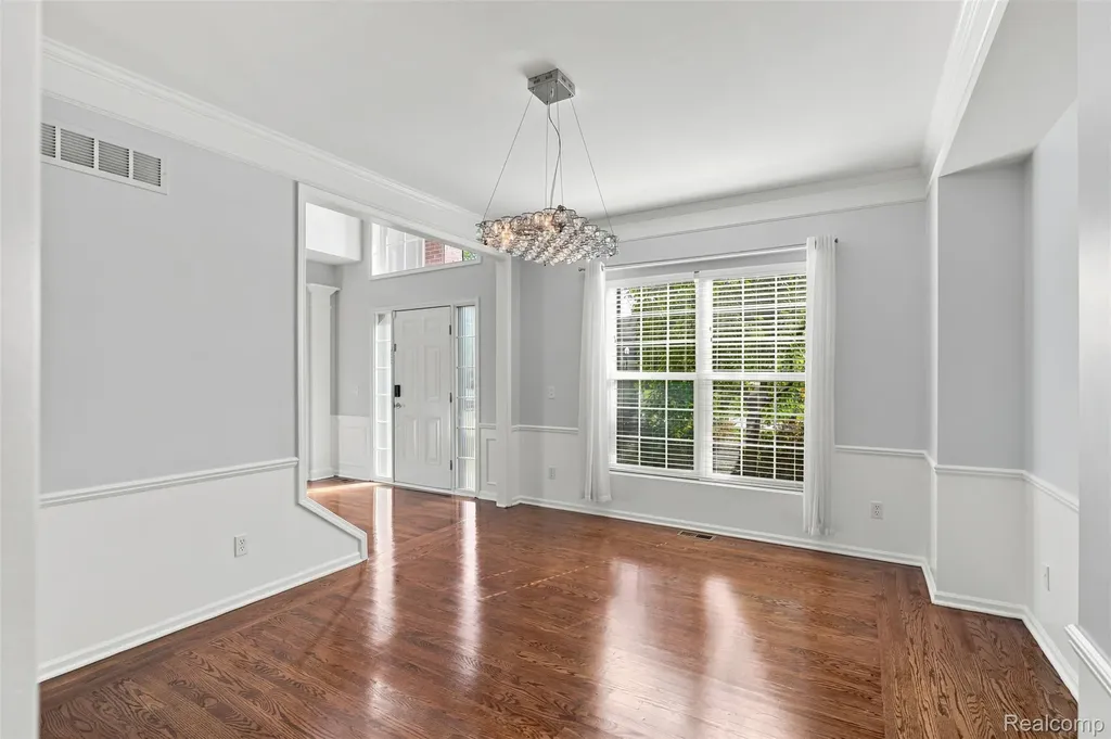 49894 Bloomsbury Lane Macomb Township MI 48044