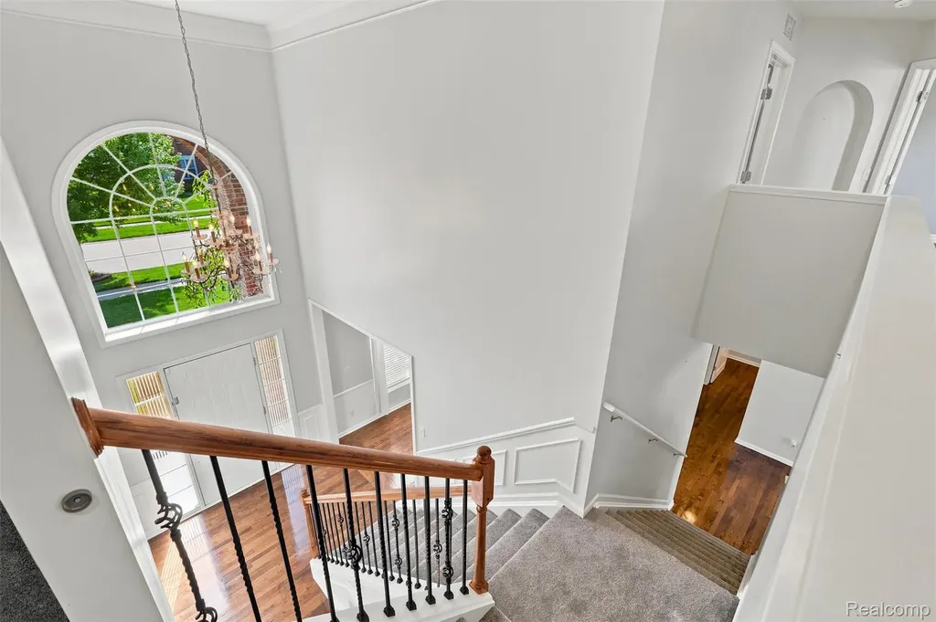 49894 Bloomsbury Lane Macomb Township MI 48044