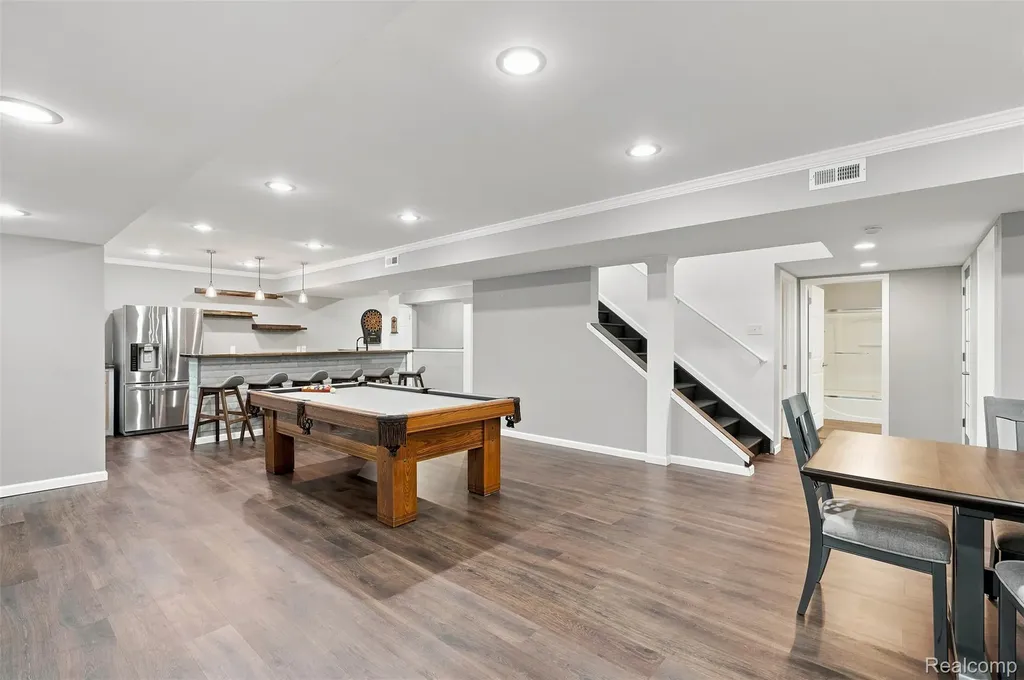 49894 Bloomsbury Lane Macomb Township MI 48044