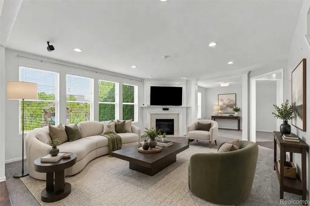 49894 Bloomsbury Lane Macomb Township MI 48044