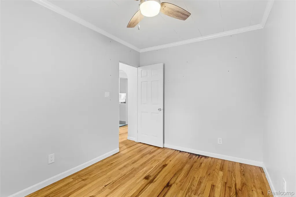 1709 Michigan Avenue Portsmouth Charter Township MI 48708
