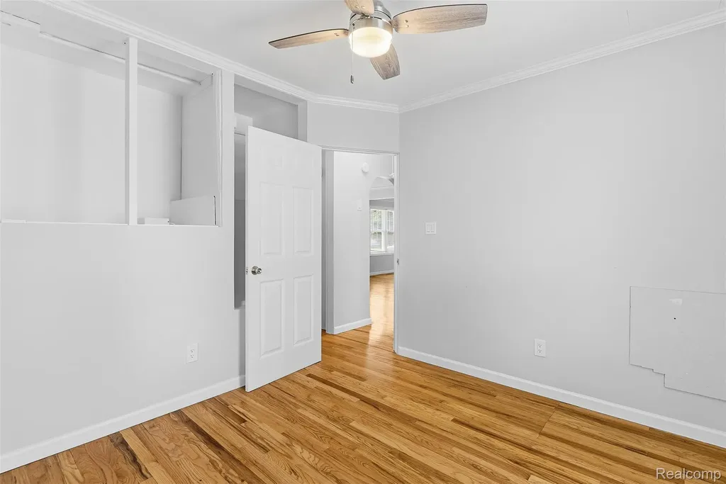 1709 Michigan Avenue Portsmouth Charter Township MI 48708