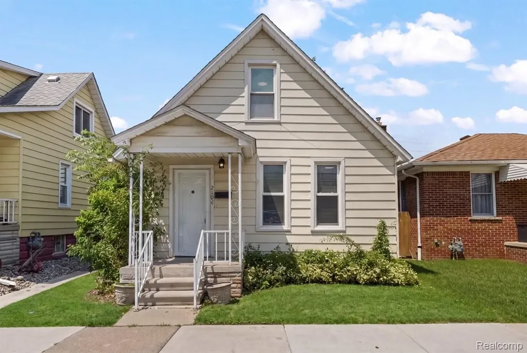 2104 11th Street Wyandotte City MI 48192