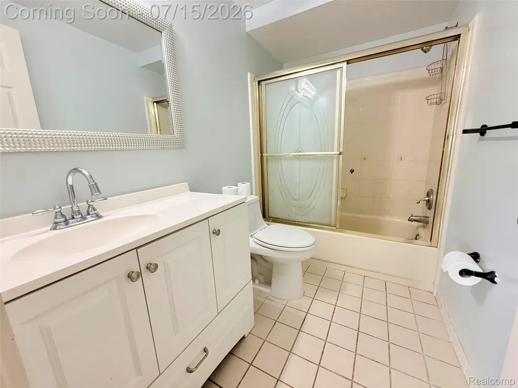 25992 Briar Towne Boulevard Chesterfield Township MI 48051