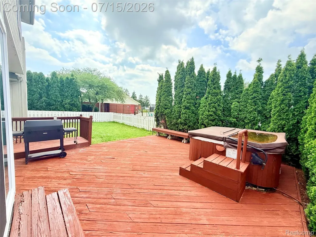 25992 Briar Towne Boulevard Chesterfield Township MI 48051