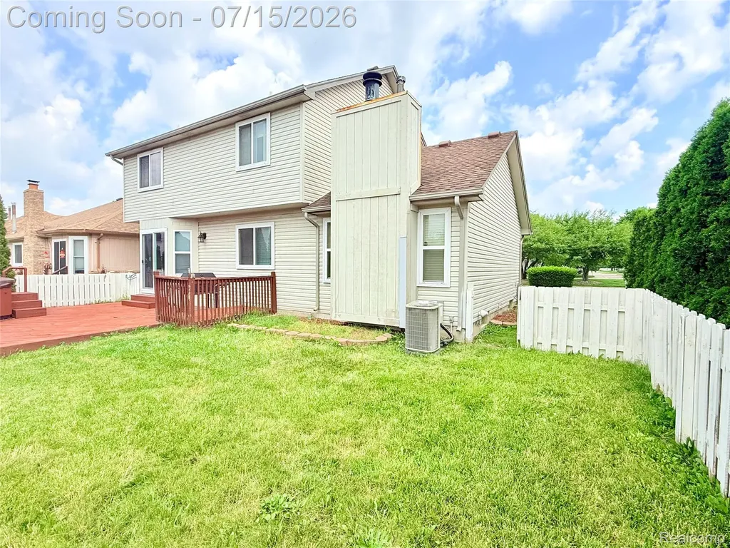 25992 Briar Towne Boulevard Chesterfield Township MI 48051