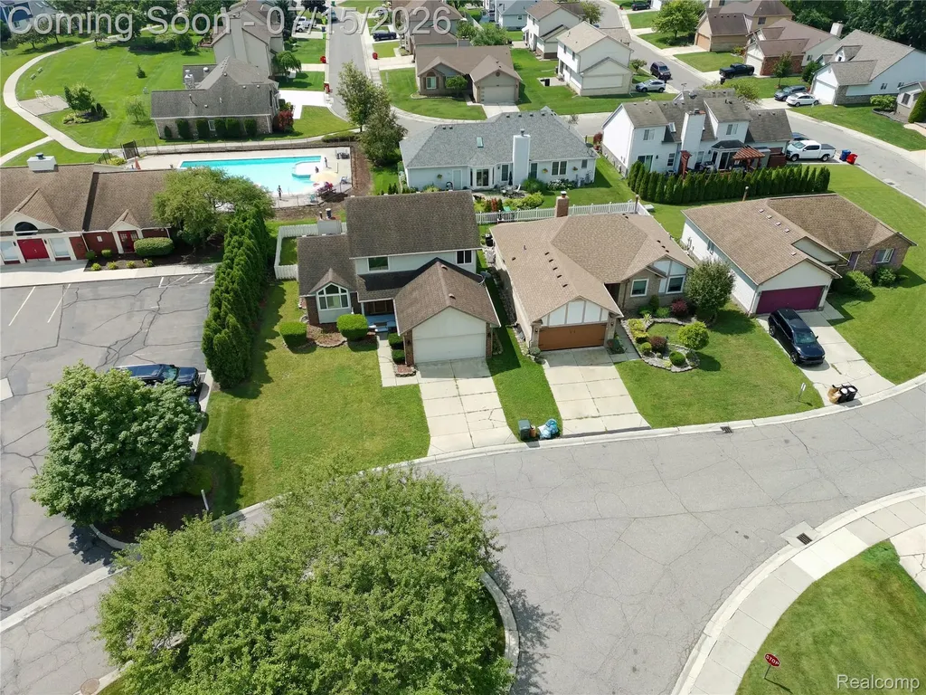 25992 Briar Towne Boulevard Chesterfield Township MI 48051