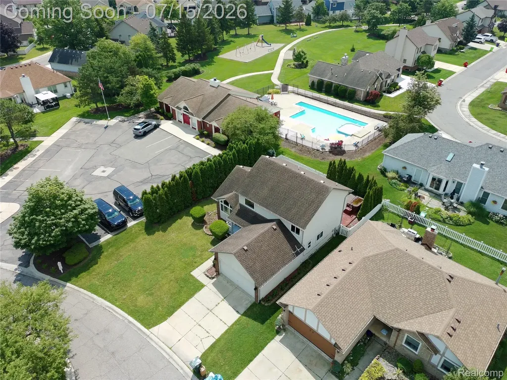 25992 Briar Towne Boulevard Chesterfield Township MI 48051