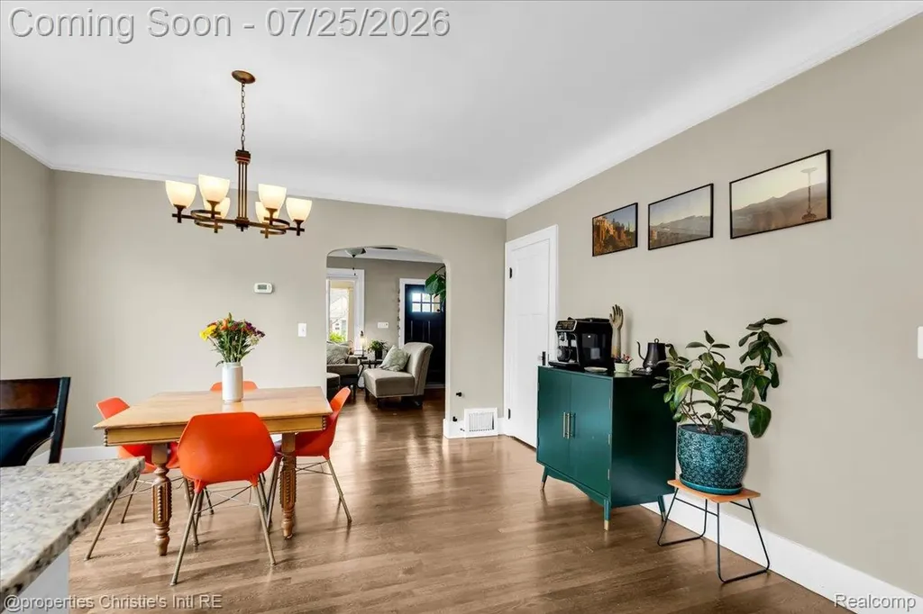 320 Laprairie Street Ferndale City MI 48220