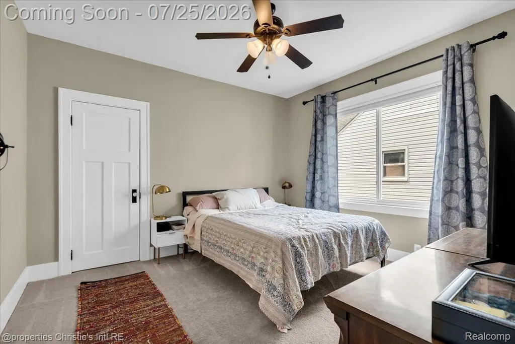 320 Laprairie Street Ferndale City MI 48220