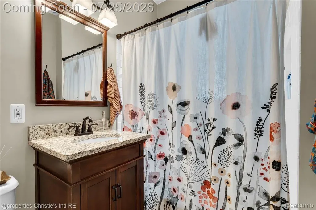 320 Laprairie Street Ferndale City MI 48220