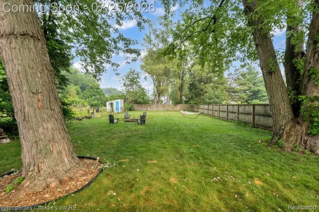 320 Laprairie Street Ferndale City MI 48220
