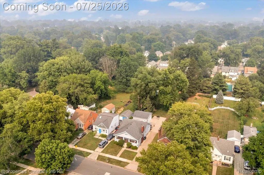 320 Laprairie Street Ferndale City MI 48220