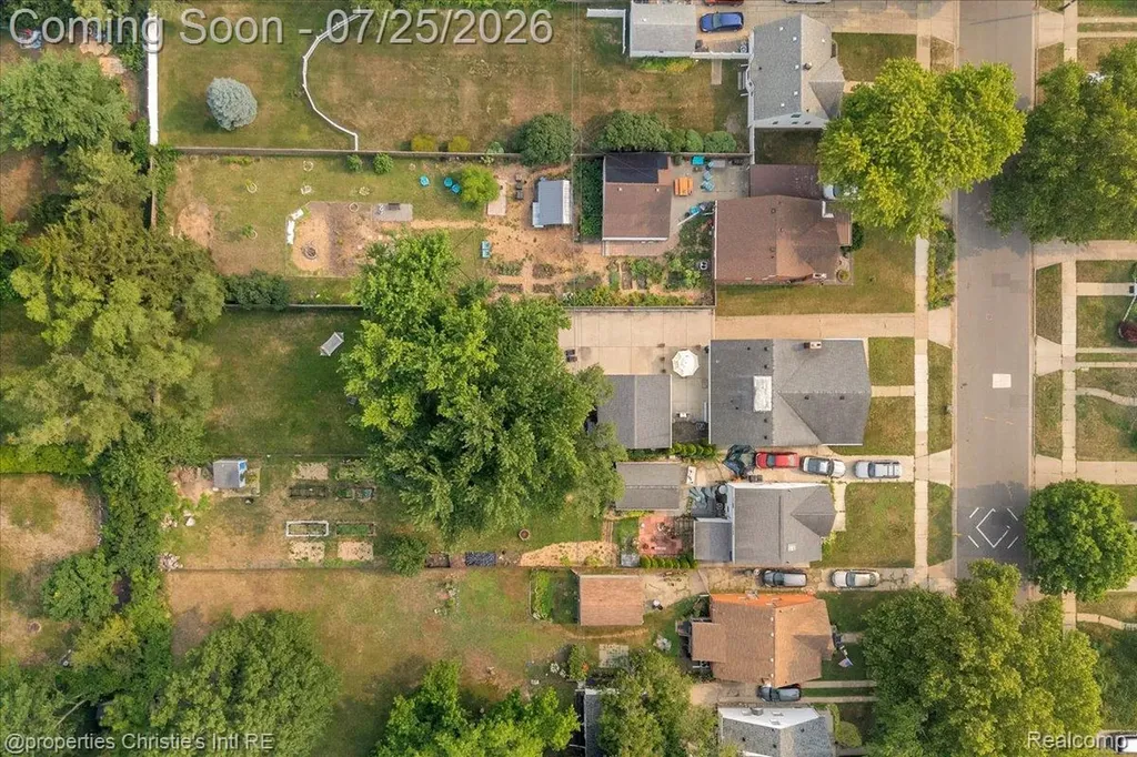 320 Laprairie Street Ferndale City MI 48220