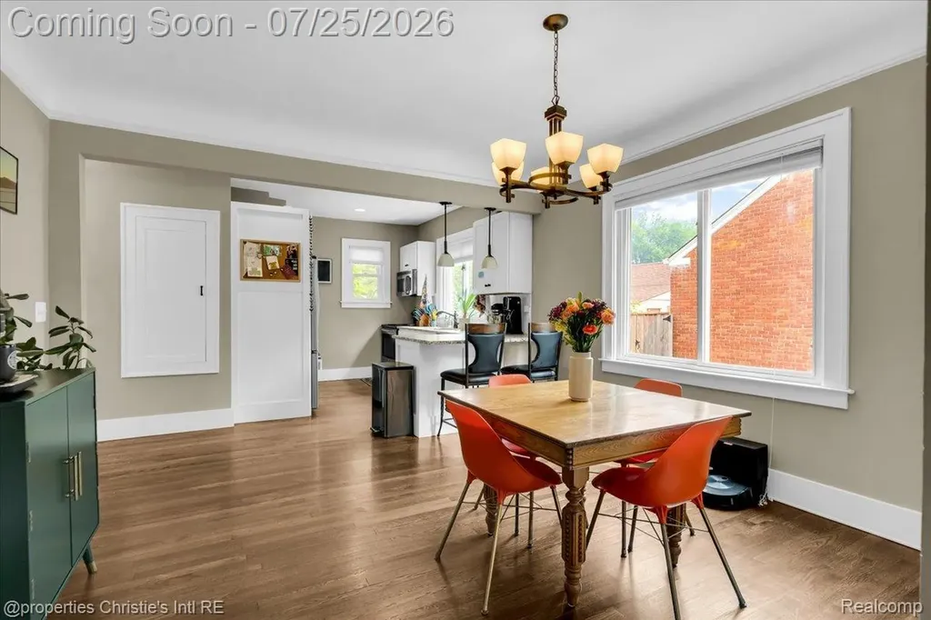 320 Laprairie Street Ferndale City MI 48220