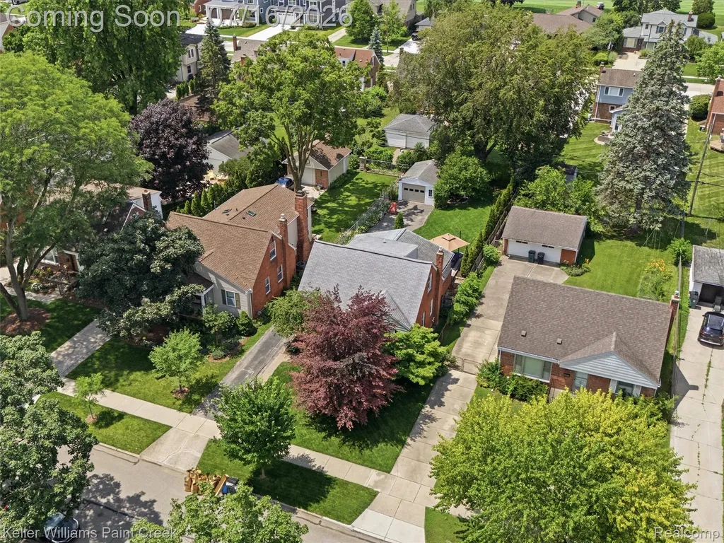 2215 N Connecticut Avenue Royal Oak City MI 48073