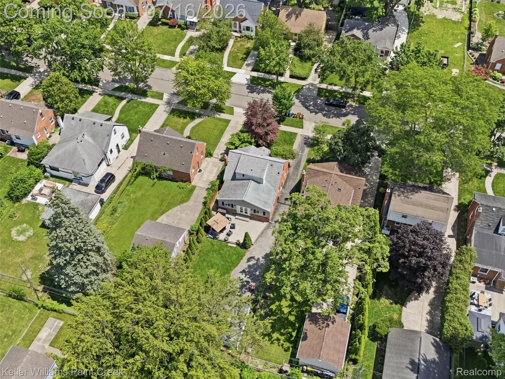 2215 N Connecticut Avenue Royal Oak City MI 48073