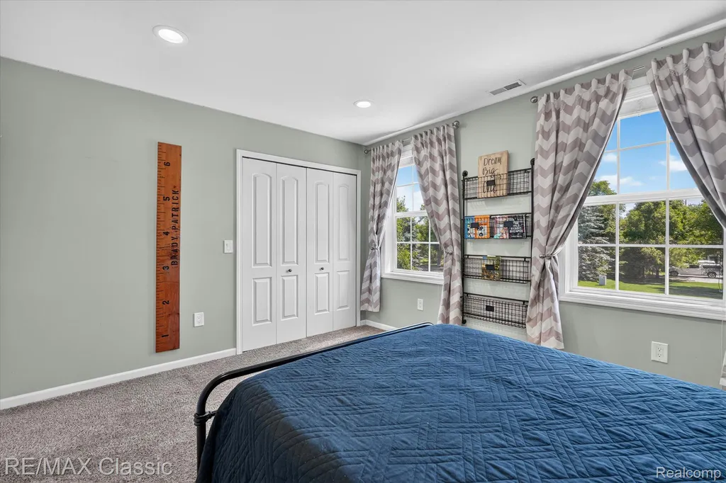 3205 N Milford Road Highland Charter Township MI 48357