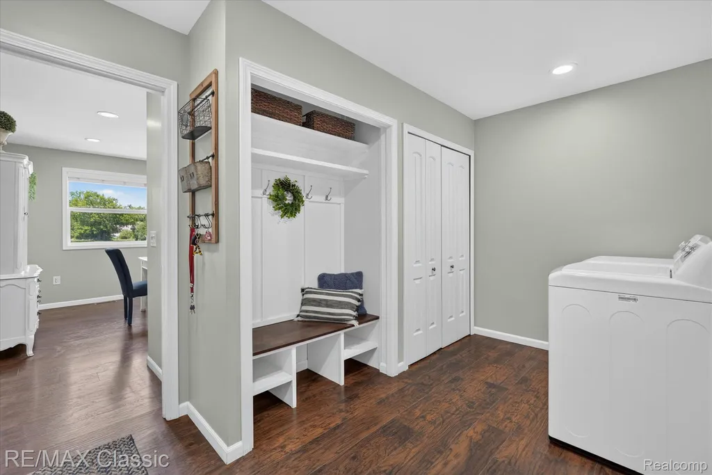 3205 N Milford Road Highland Charter Township MI 48357