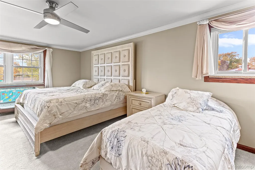 16515 Festian Drive Clinton Charter Township MI 48035
