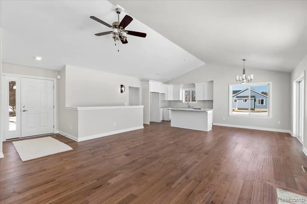 15175 Worden Road Groveland Township MI 48442