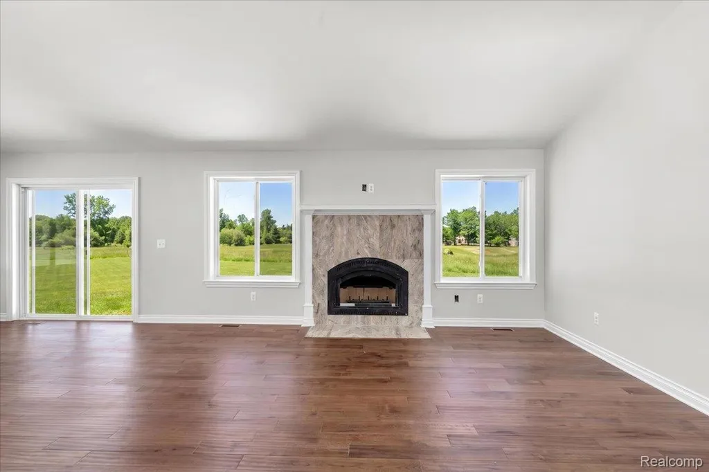 15175 Worden Road Groveland Township MI 48442