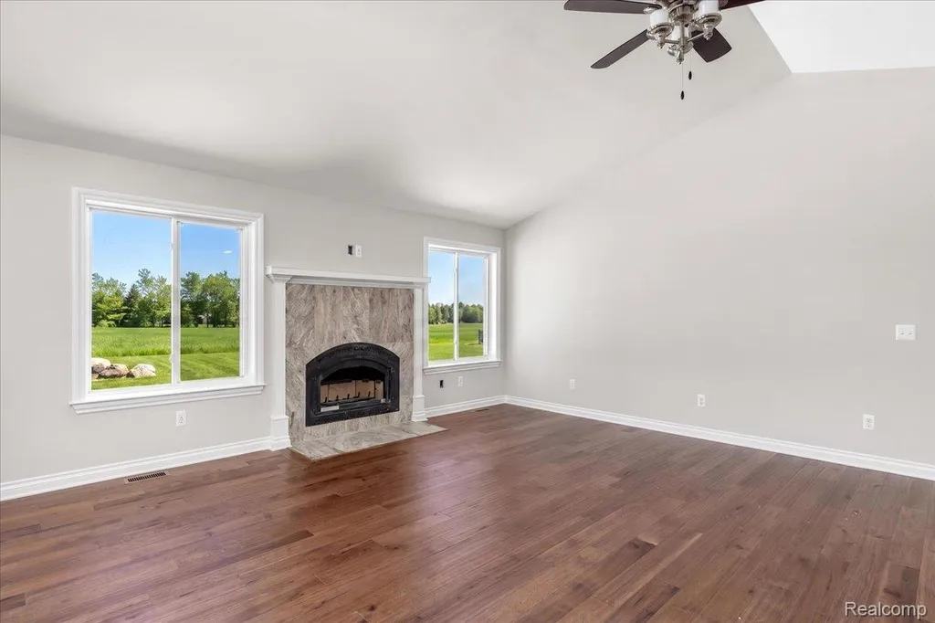 15175 Worden Road Groveland Township MI 48442