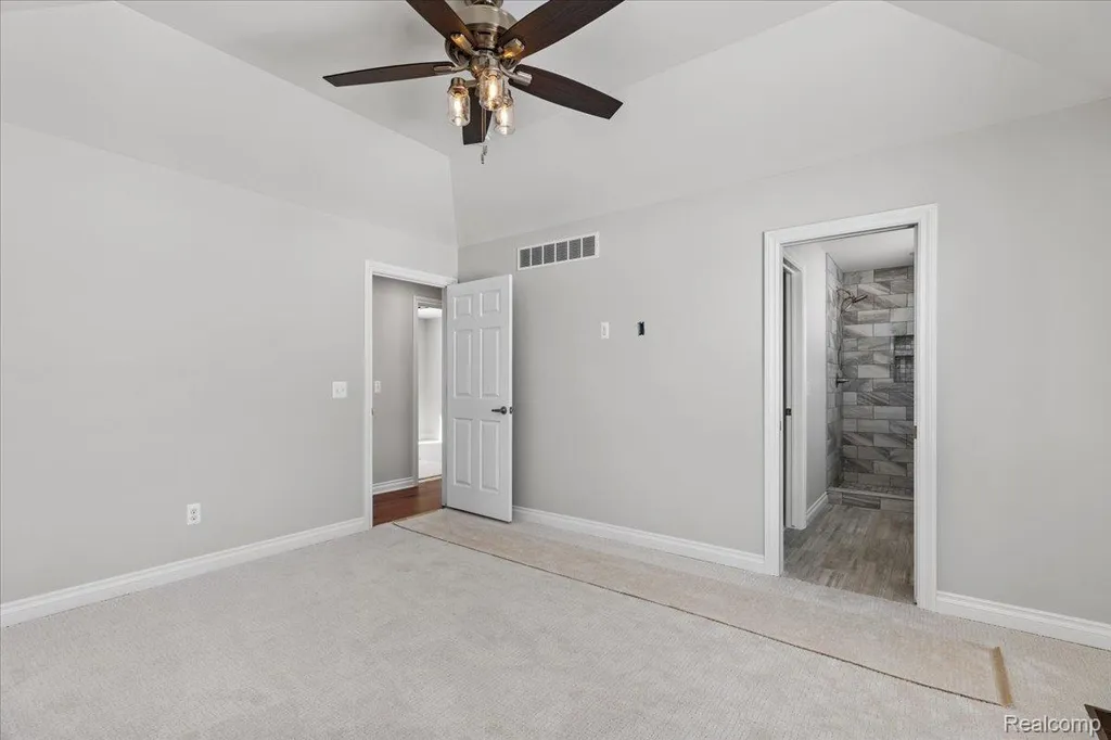 15175 Worden Road Groveland Township MI 48442