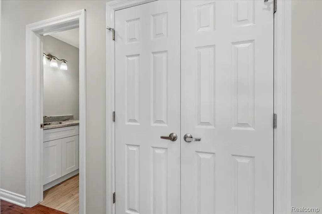 15175 Worden Road Groveland Township MI 48442