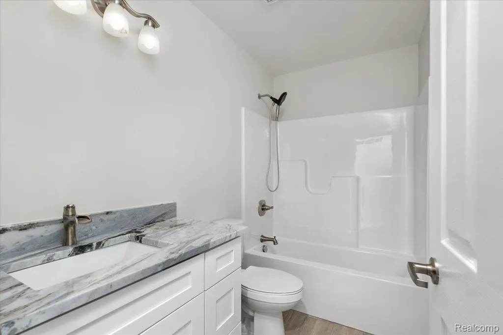 15175 Worden Road Groveland Township MI 48442
