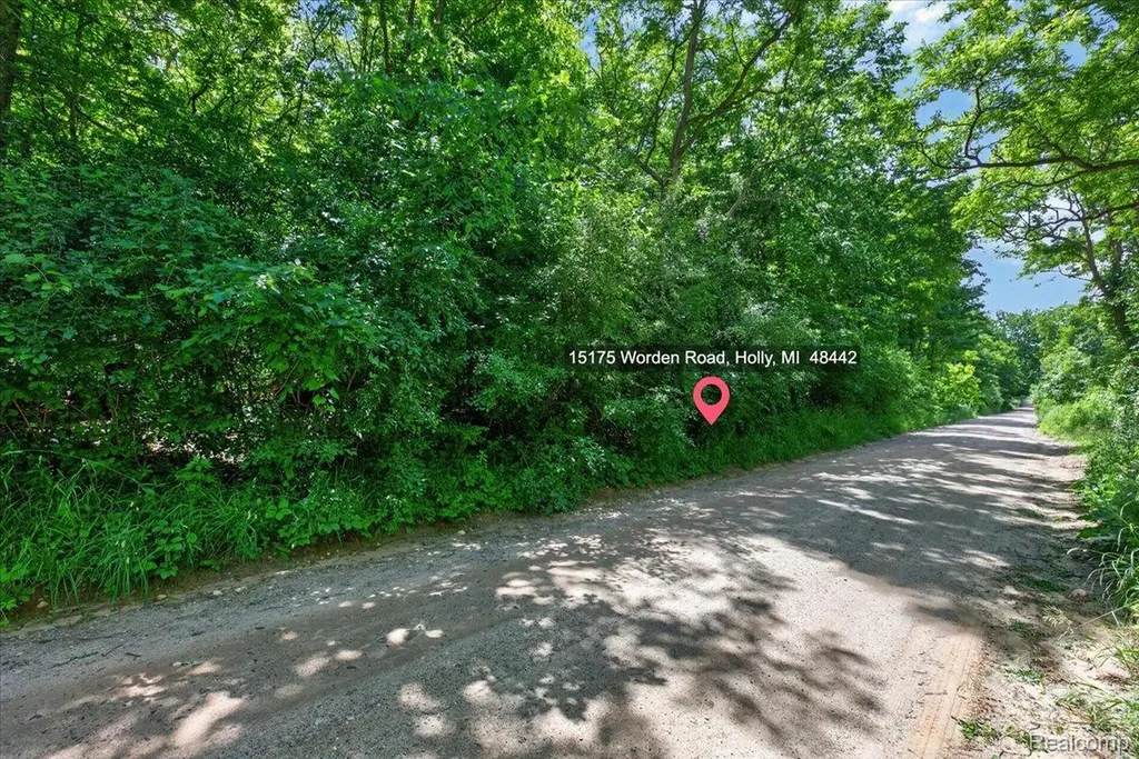 15175 Worden Road Groveland Township MI 48442
