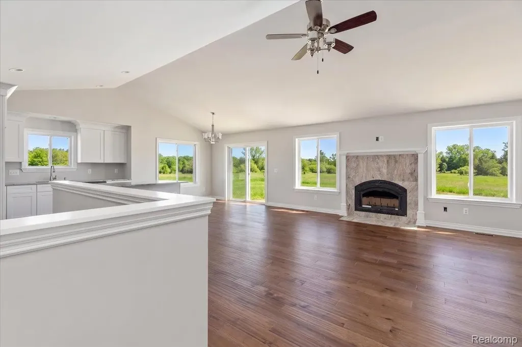 15175 Worden Road Groveland Township MI 48442