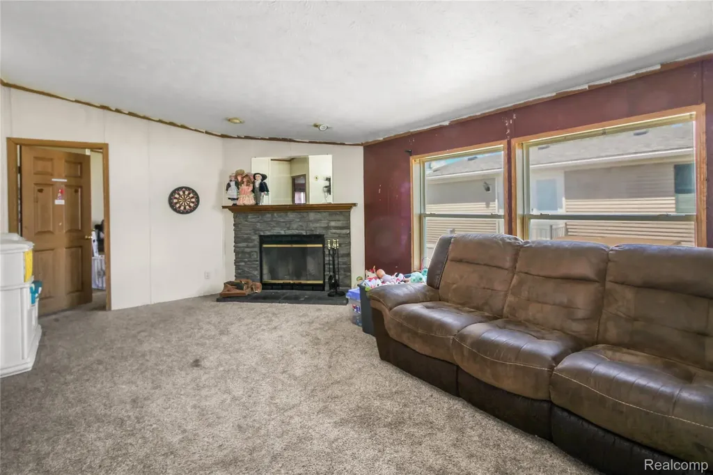 9159 Greentree Drive Berlin Charter Township MI 48166