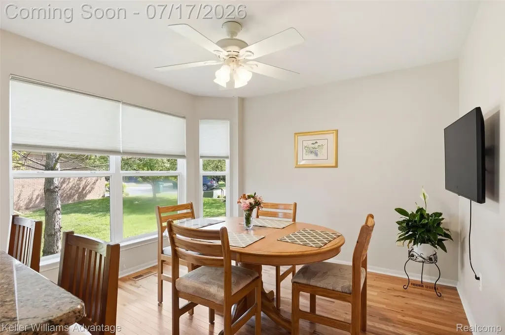 1449 Covington Crossing Commerce Charter Township MI 48390