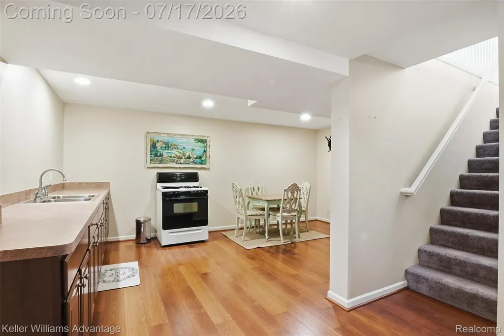 1449 Covington Crossing Commerce Charter Township MI 48390
