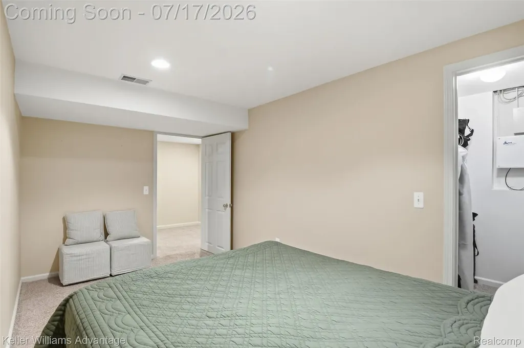 1449 Covington Crossing Commerce Charter Township MI 48390